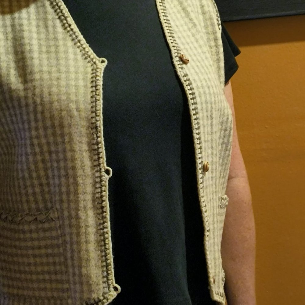 Hand Crafted Wool Vest - Picture 4 of 9